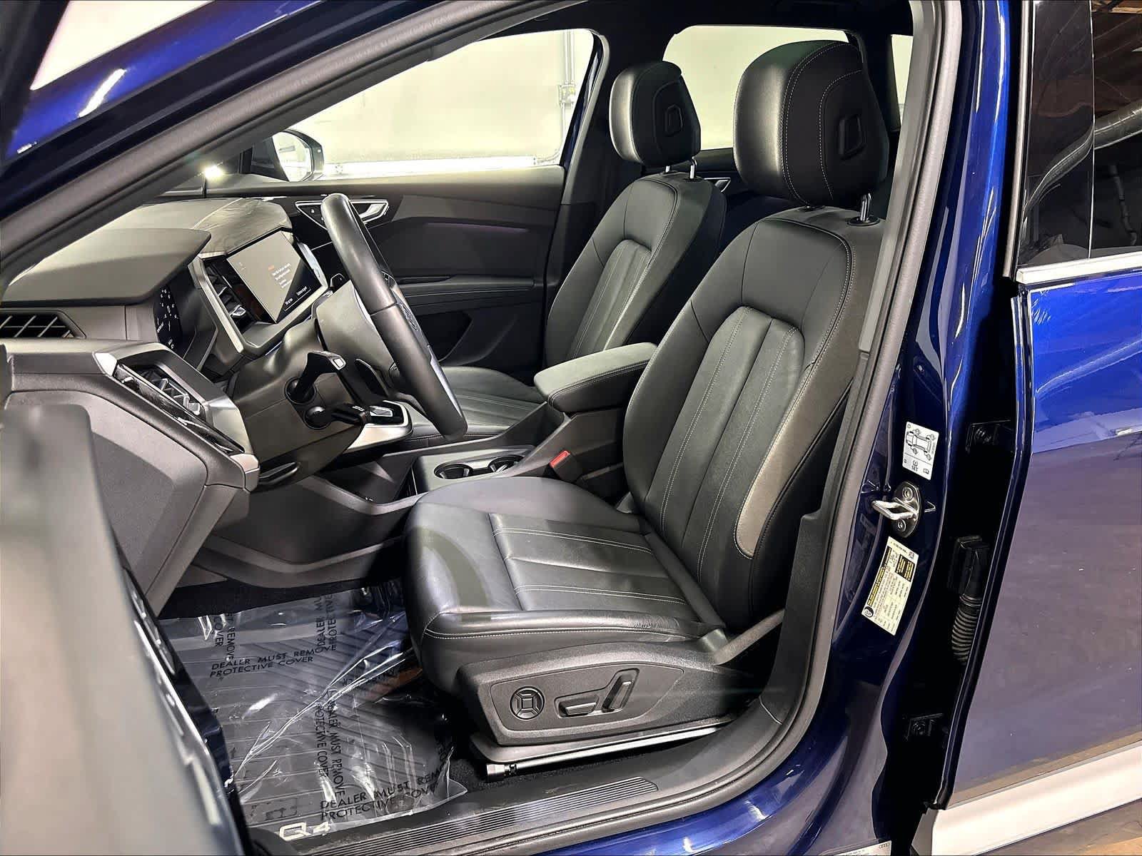 Used 2023 Audi Q4 e-tron Prestige AWD/4WD image 26