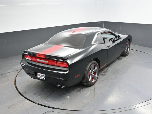 Used 2013 Dodge Challenger SXT RWD image 30