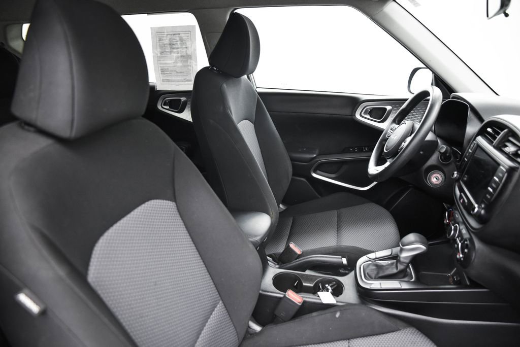 Used 2023 Kia Soul LX w/ Option Group 015 image 13