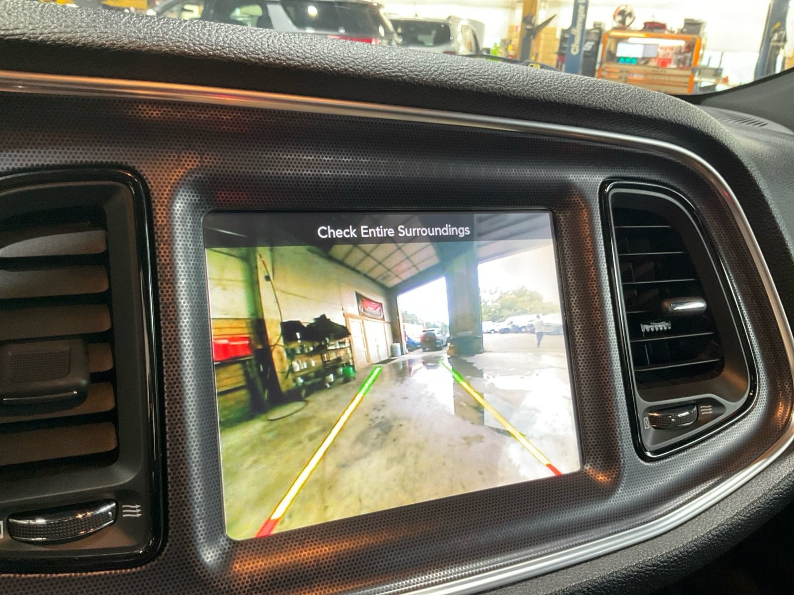 Used 2016 Dodge Challenger SRT w/ Technology Group RWD image 32