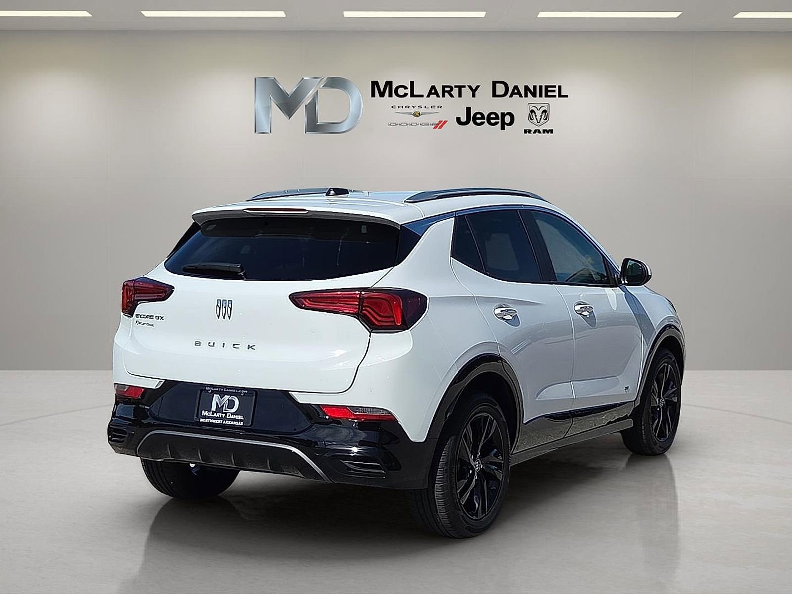 Used 2025 Buick Encore GX Sport Touring w/ Comfort Package FWD image 5