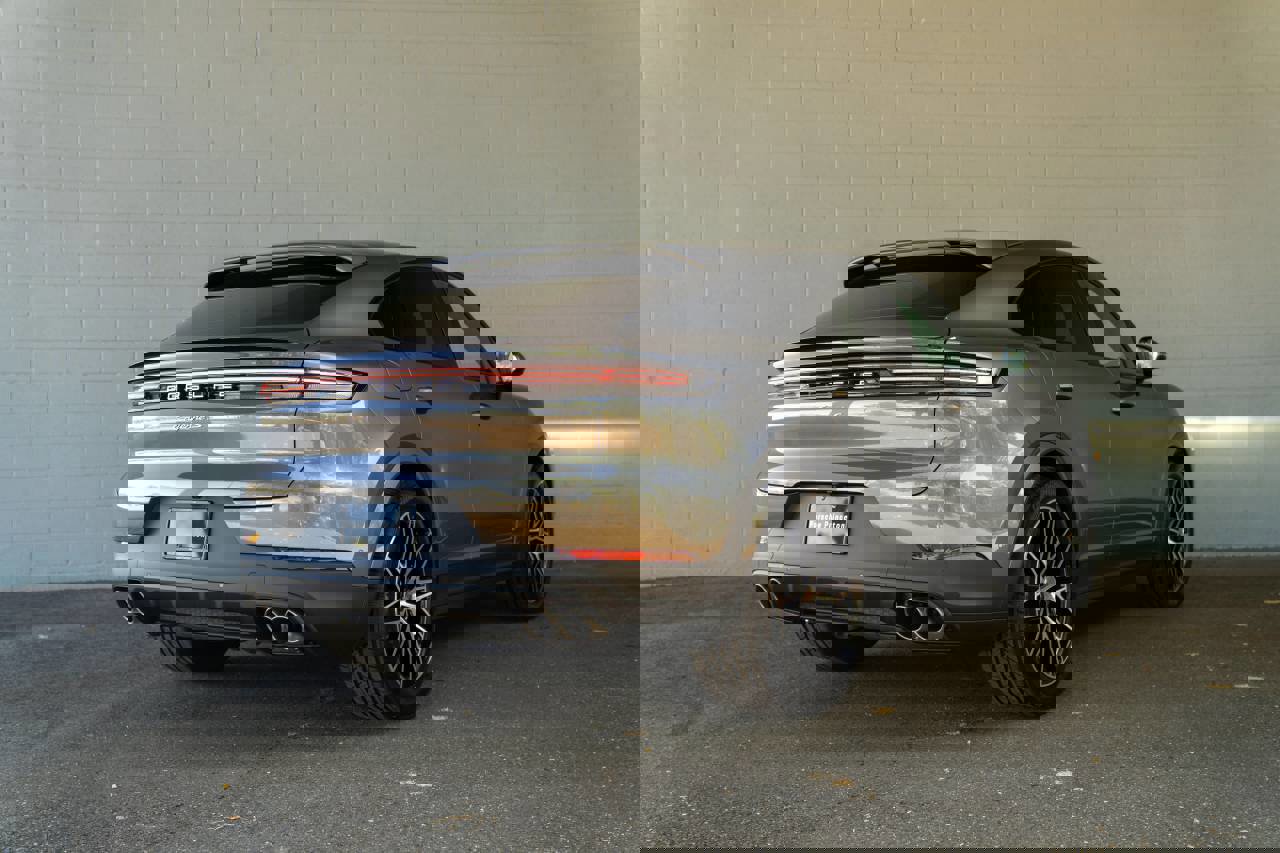 New 2026 Porsche Cayenne S image 10