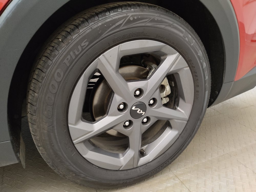 Used 2025 Kia K4 FWD image 31