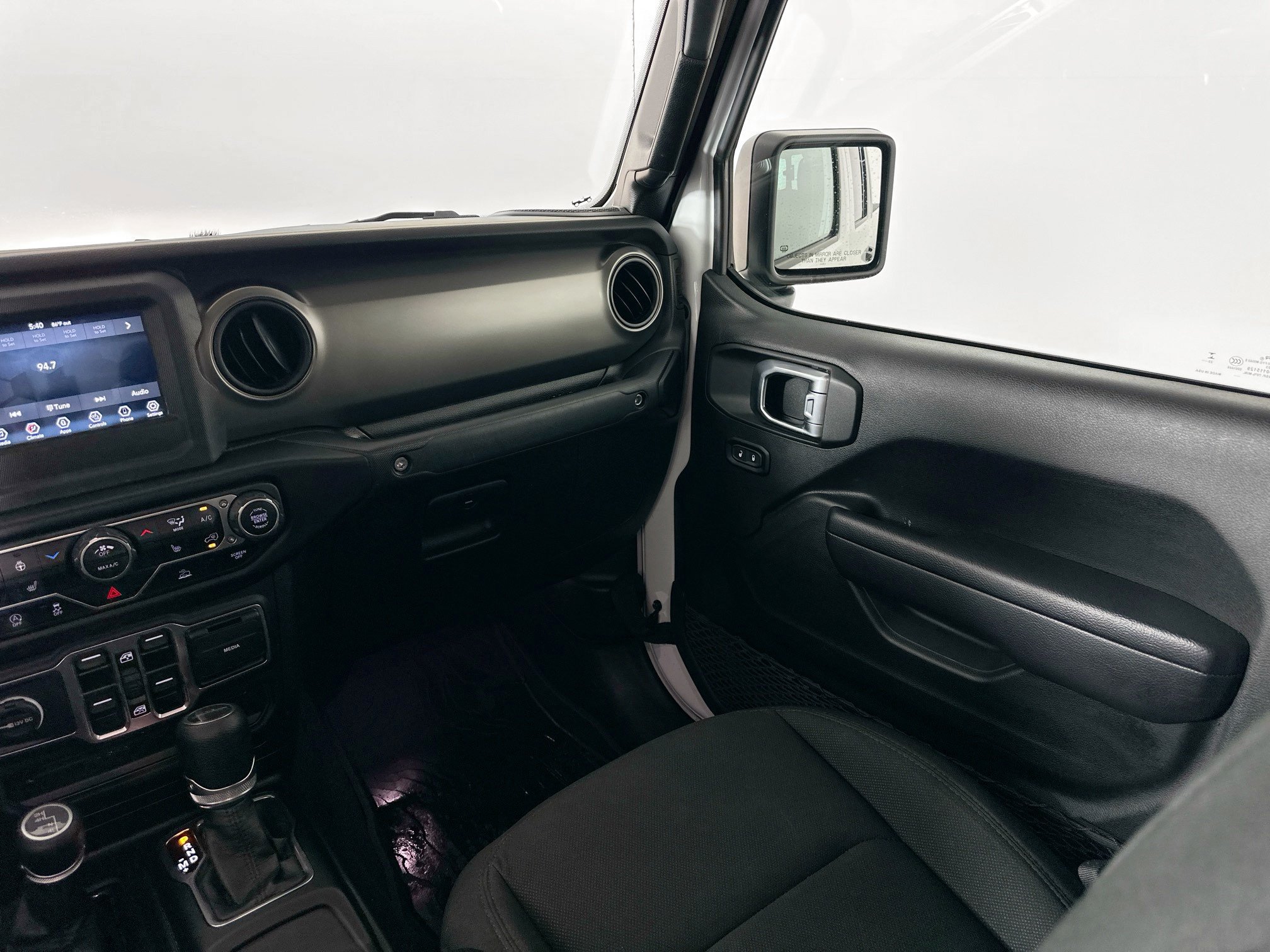 Used 2023 Jeep Gladiator Sport AWD/4WD image 28