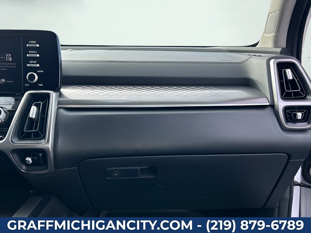 Used 2023 Kia Sorento LX FWD image 26