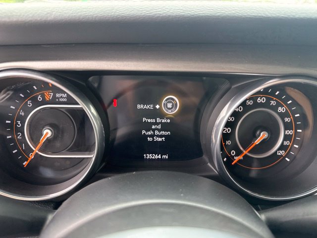 Used 2018 Jeep Wrangler Unlimited Sahara AWD/4WD image 19