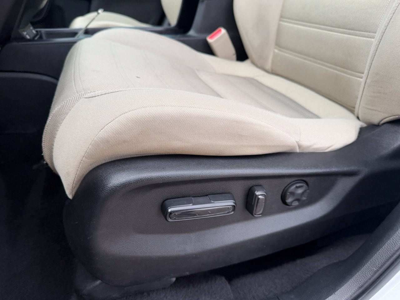 Used 2020 Honda CR-V EX image 32