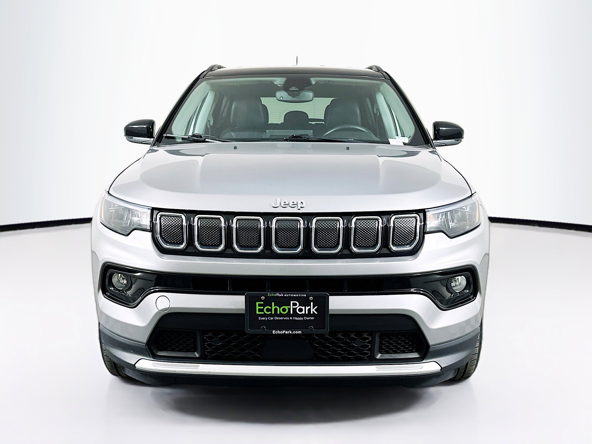 Used 2022 Jeep Compass Limited image 2