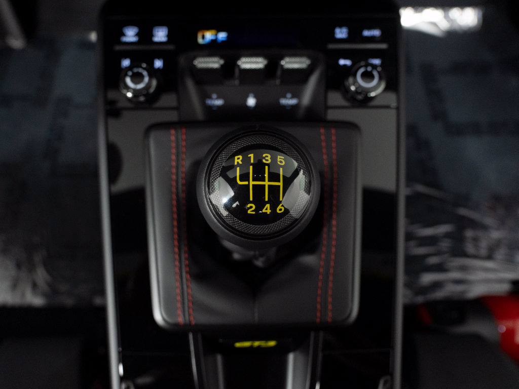 Certified 2026 Porsche 911 GT3 RWD image 36