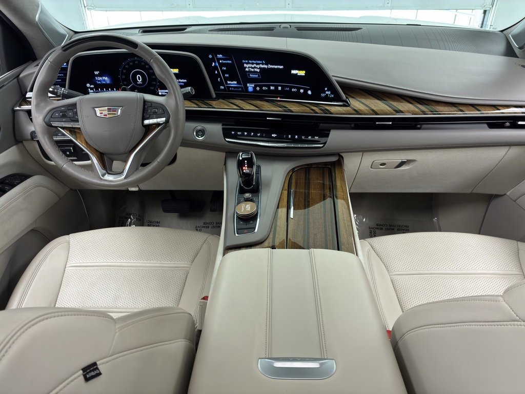 Used 2023 Cadillac Escalade Sport Platinum image 28