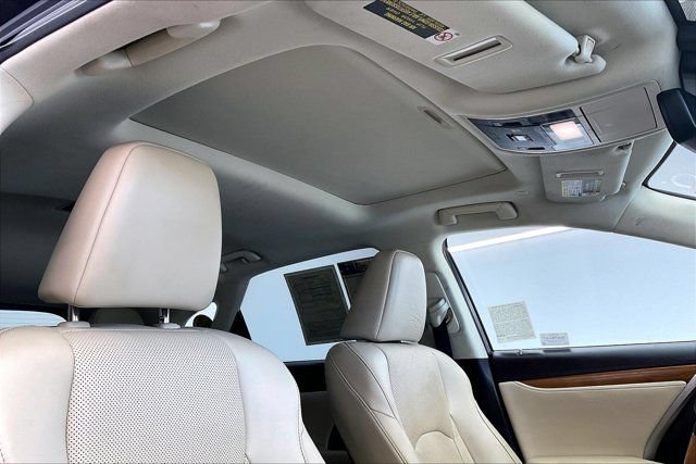 Used 2020 Lexus RX 450h AWD w/ Premium Package image 24