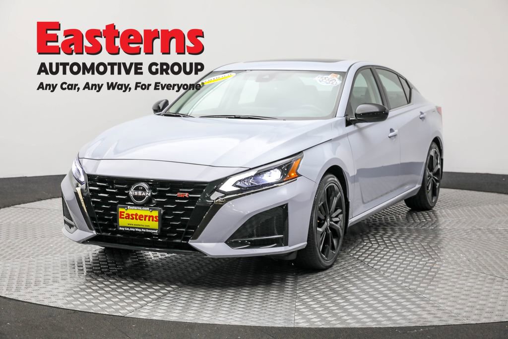 Used 2023 Nissan Altima 2.5 SR w/ SR Premium Package