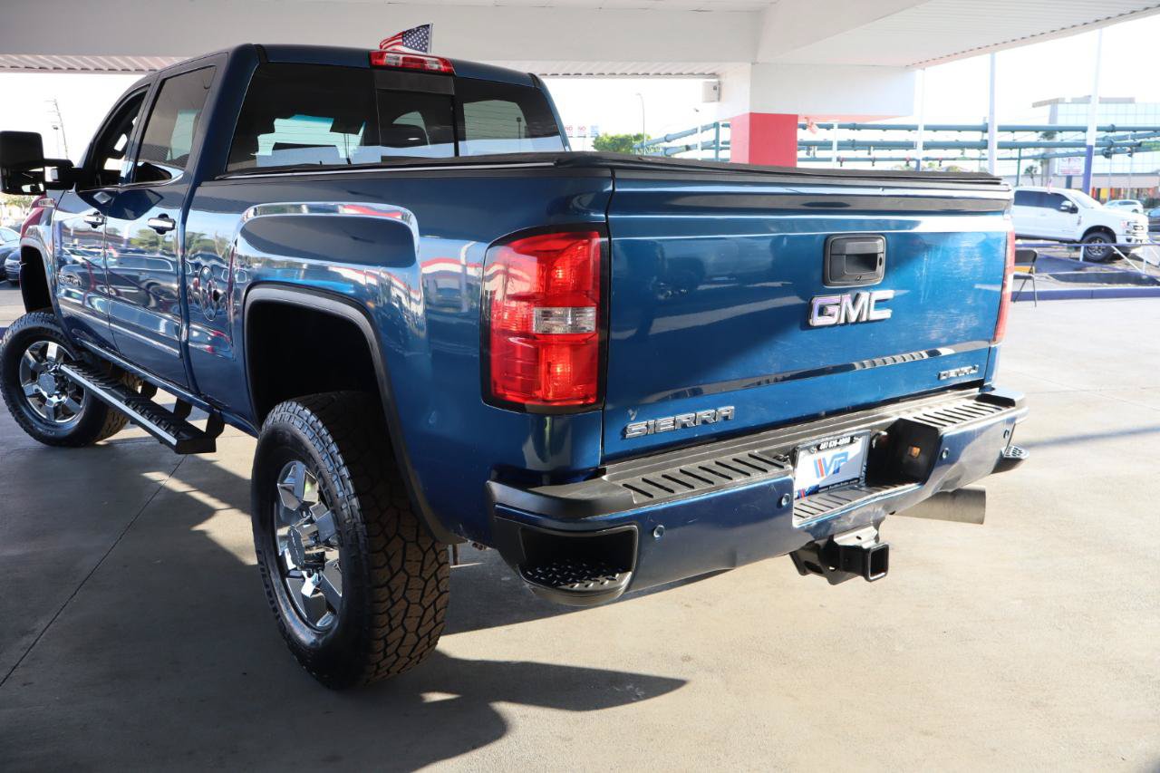 Used 2016 GMC Sierra 3500 Denali w/ Duramax Plus Package AWD/4WD image 10