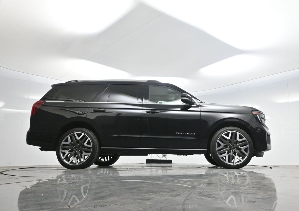 Used 2025 Ford Expedition Platinum w/ Platinum Ultimate Package image 59