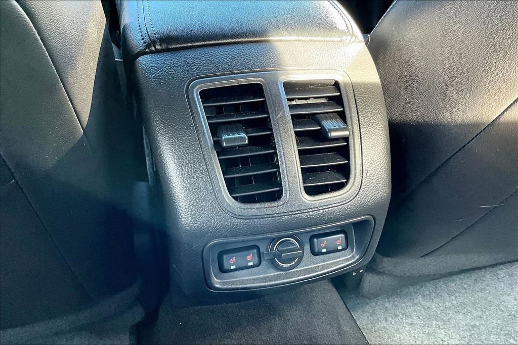 Used 2013 Ford Taurus Limited image 25