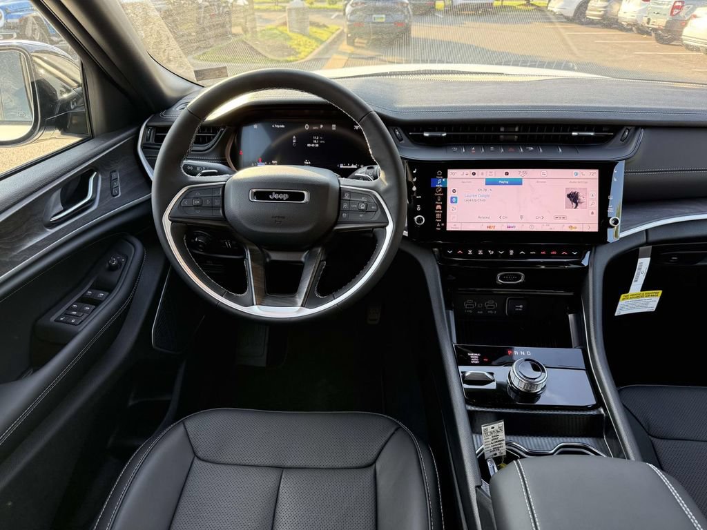 New 2026 Jeep Grand Cherokee Limited AWD/4WD image 18
