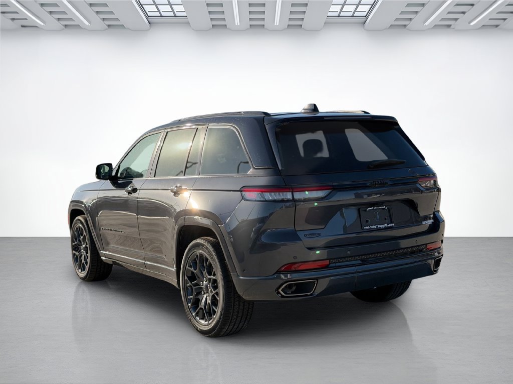 New 2025 Jeep Grand Cherokee Summit AWD/4WD image 7