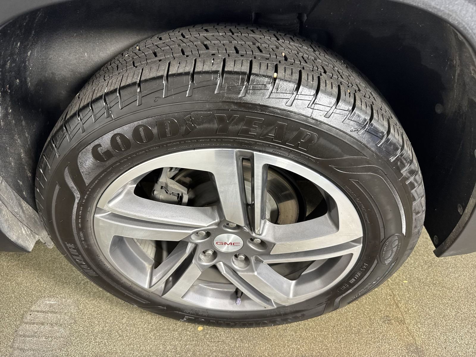 Used 2020 GMC Terrain SLT w/ Preferred Package image 6