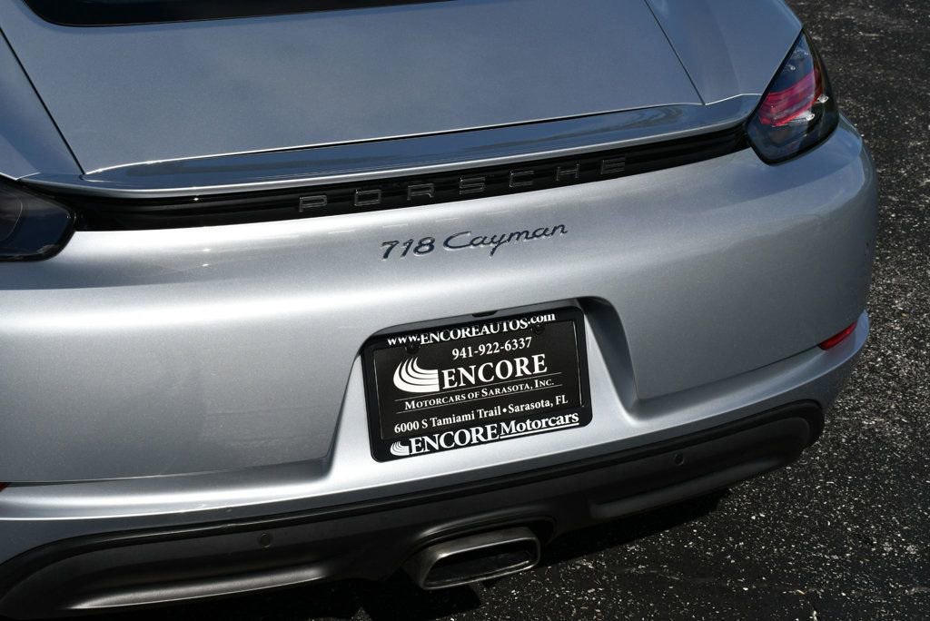Used 2018 Porsche 718 Cayman RWD image 10