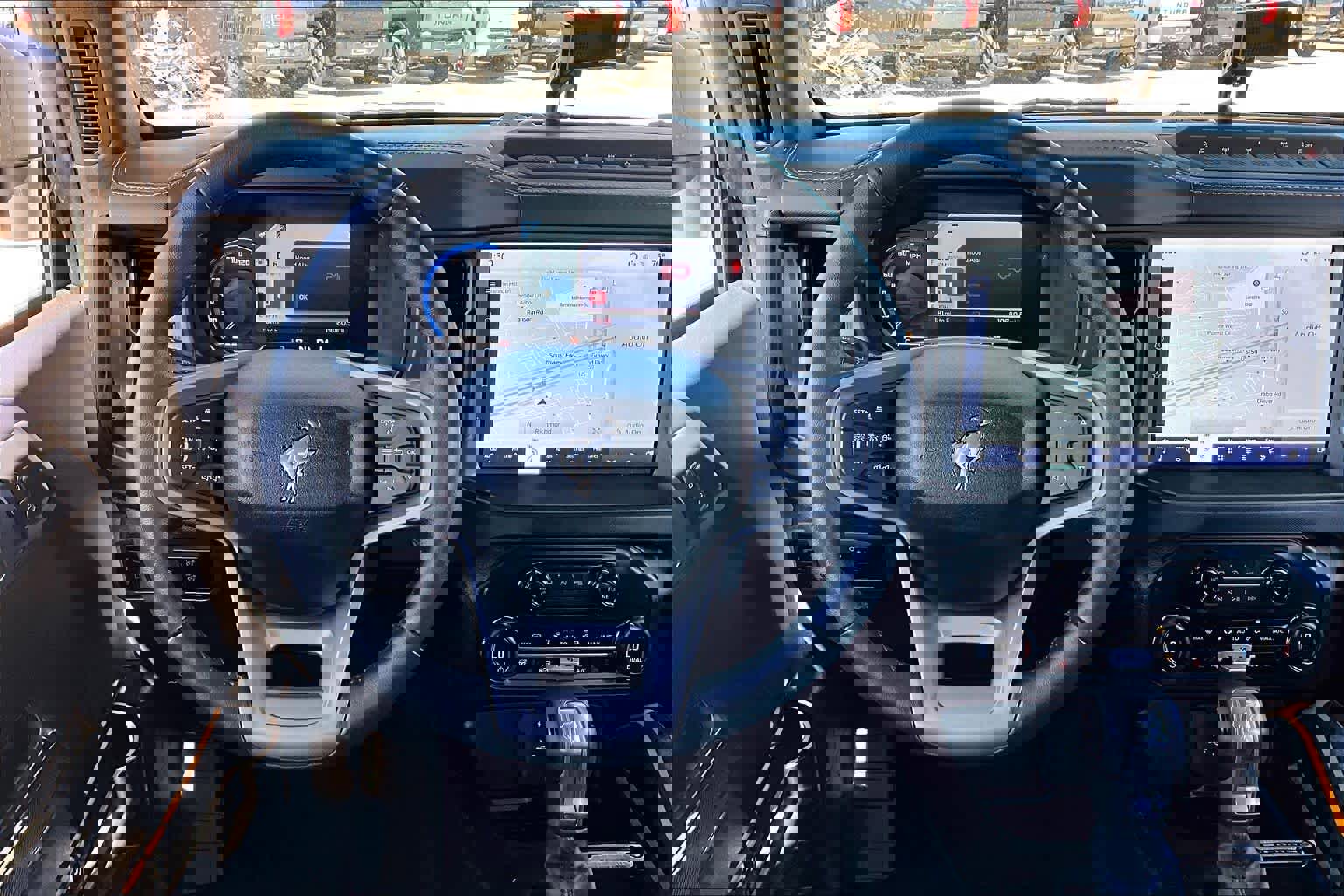 Used 2024 Ford Bronco Badlands image 5