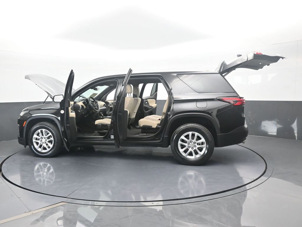 Used 2023 Chevrolet Traverse LS image 71