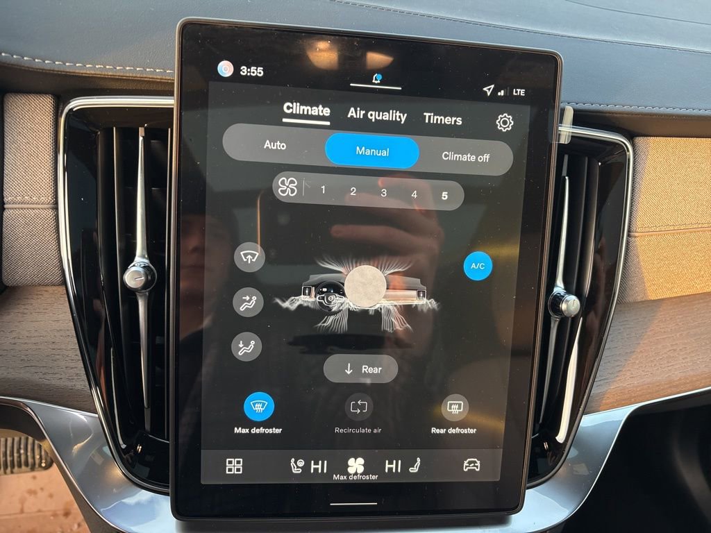 New 2026 Volvo XC90 T8 Ultra w/ Protection Package Premier image 28