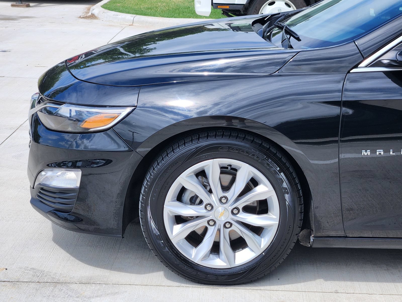 Used 2024 Chevrolet Malibu LT FWD image 10