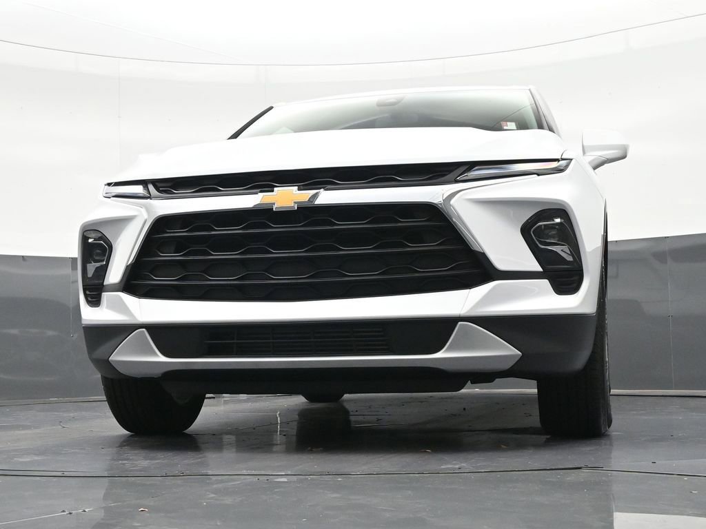 Used 2025 Chevrolet Blazer LT image 31