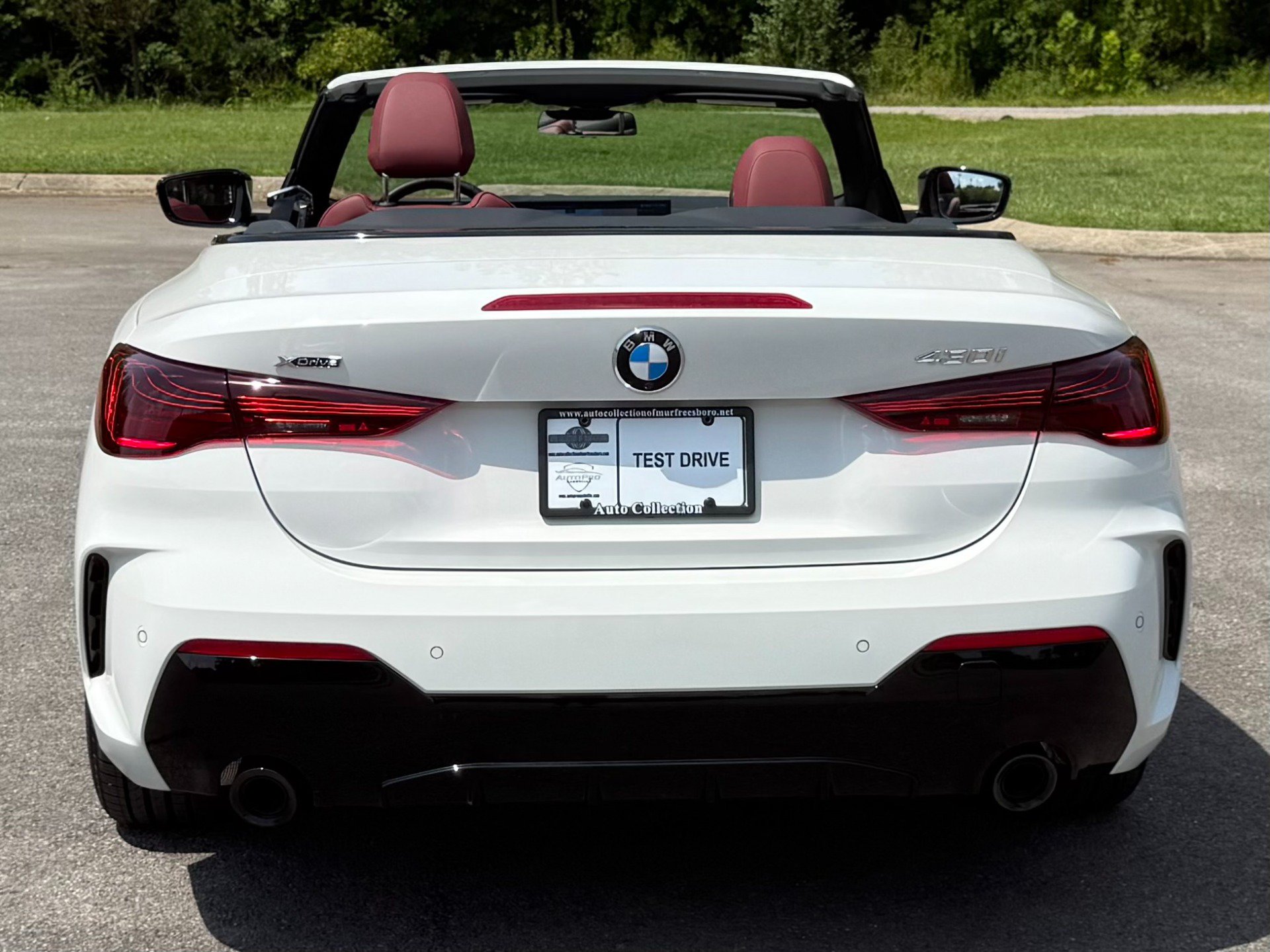 Used 2025 BMW 430i xDrive Convertible w/ M Sport Package AWD/4WD image 6