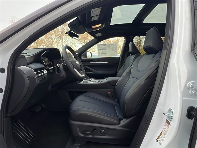 New 2026 INFINITI QX60 Sport w/ Dark Cargo Package image 27