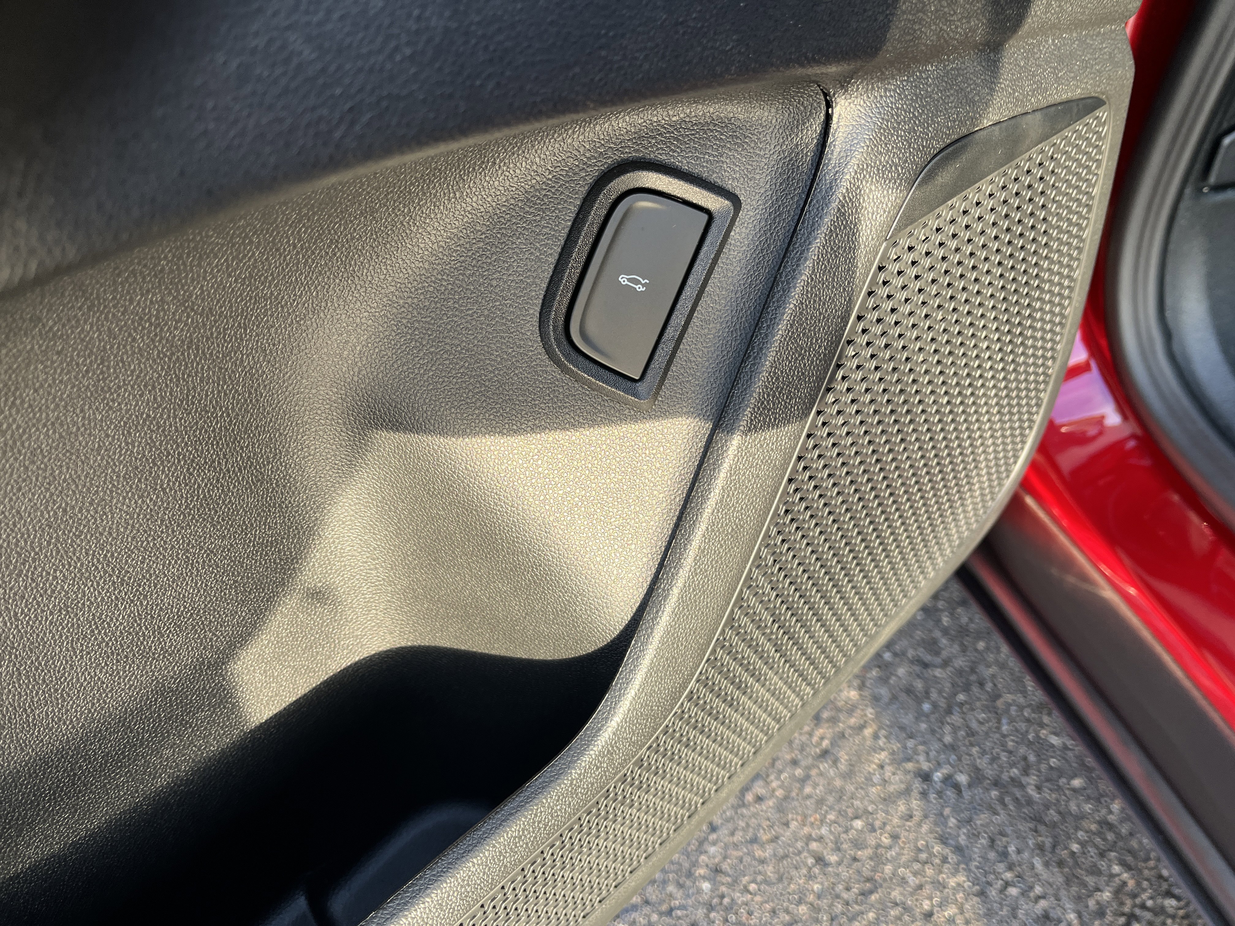 Used 2025 Chevrolet Blazer EV RS w/ Super Cruise Package image 11