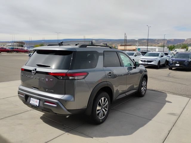 New 2026 Nissan Pathfinder SL w/ Cargo Package AWD/4WD image 5