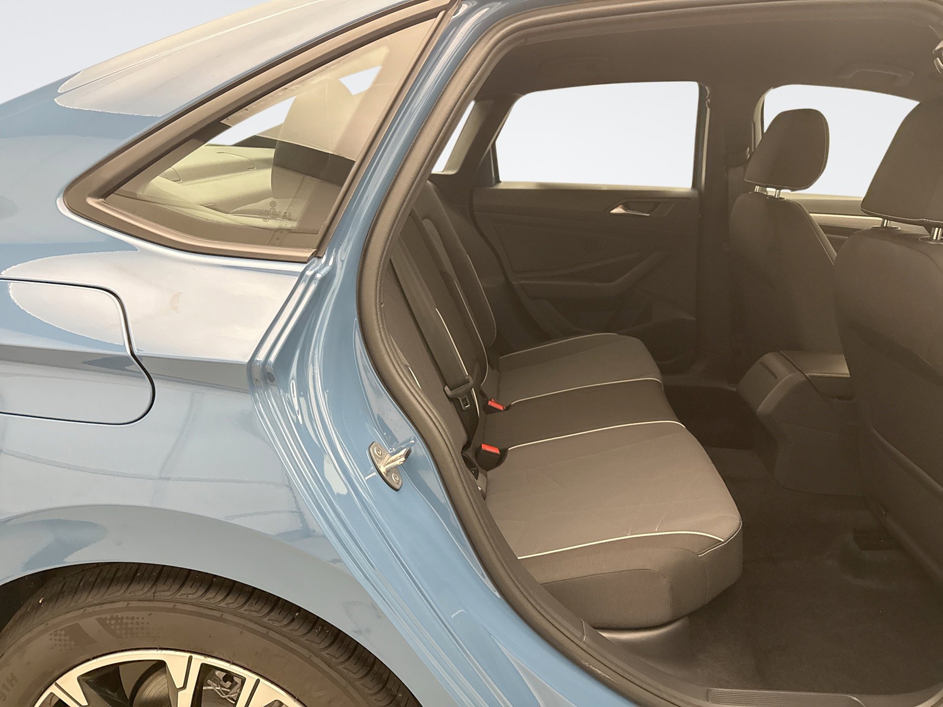 Used 2025 Volkswagen Jetta Sport image 17