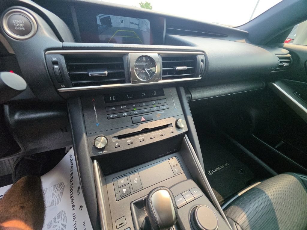 Used 2019 Lexus IS 300 F Sport AWD/4WD image 22