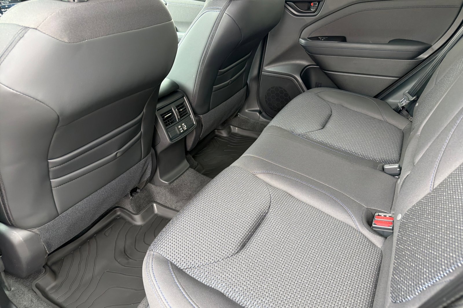 New 2026 Subaru Forester Premium AWD/4WD image 12