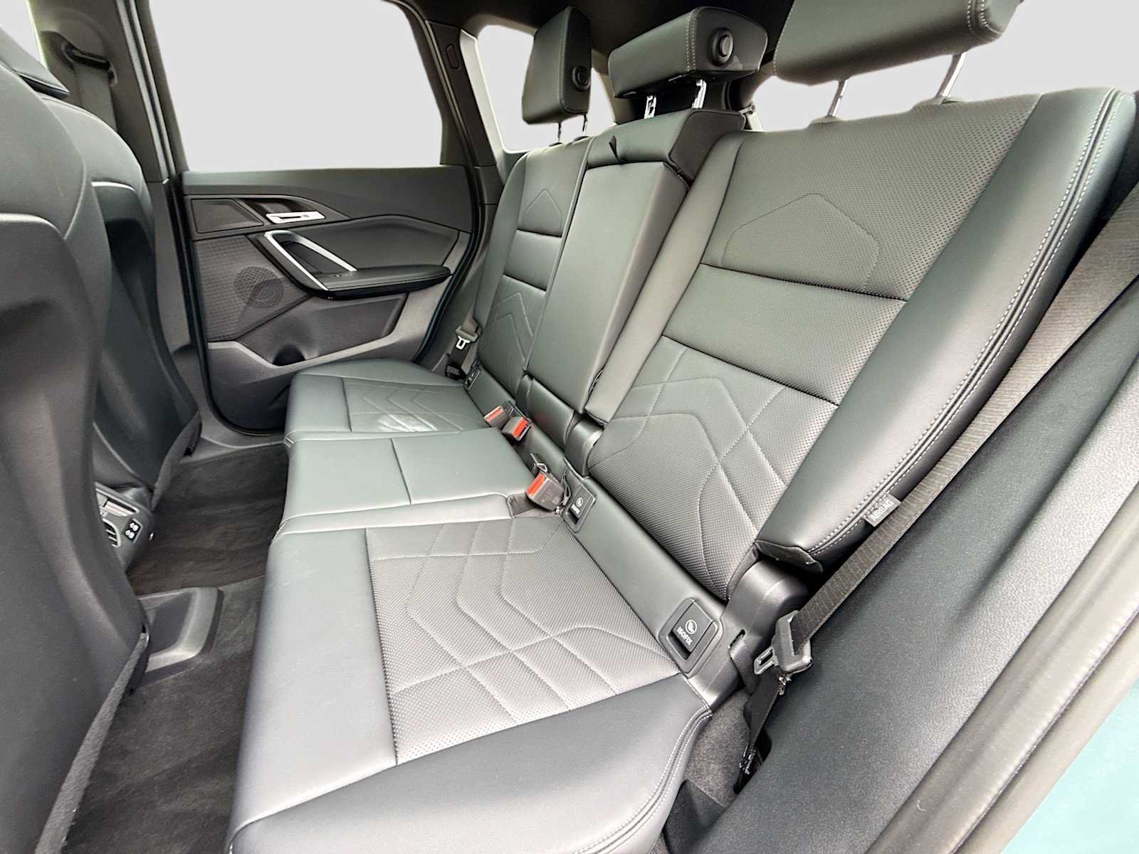 Certified 2026 BMW X1 xDrive28i AWD/4WD image 17