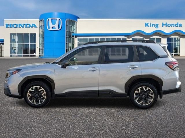 Used 2025 Subaru Forester Premium w/ Convenience Package #1 image 13