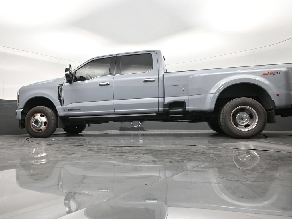 Used 2024 Ford F350 Platinum AWD/4WD image 21