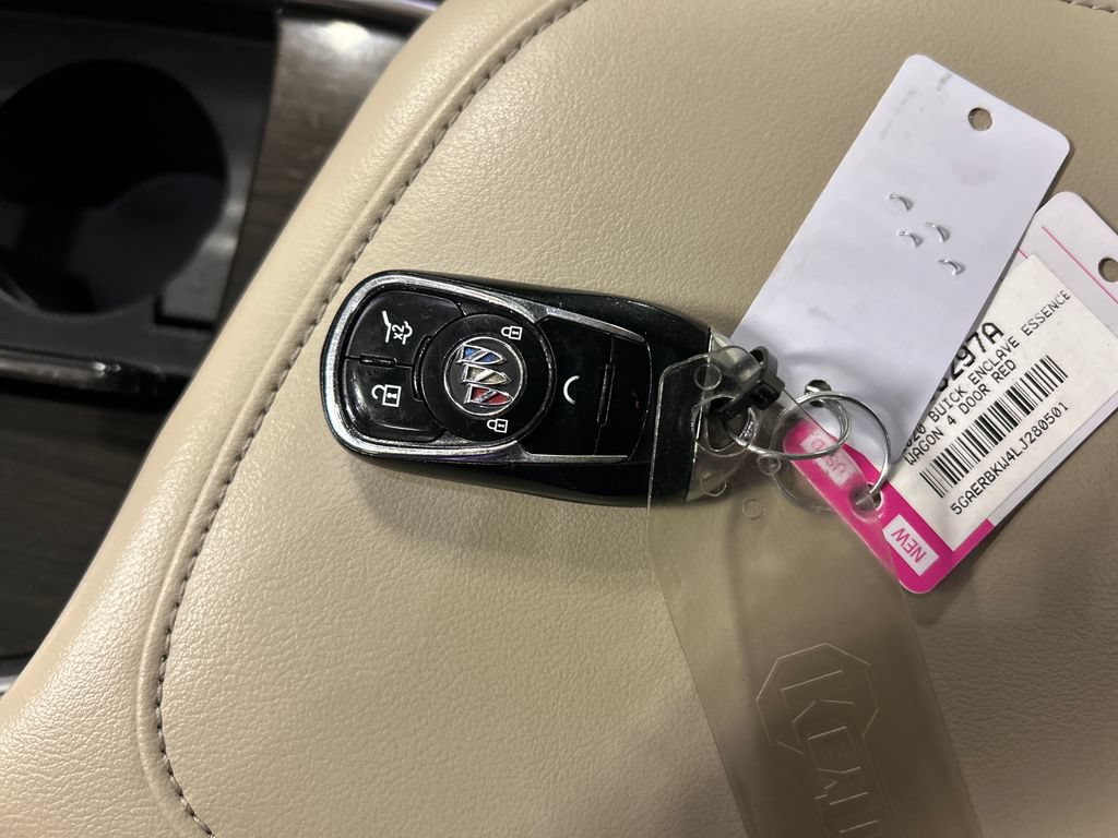 Used 2020 Buick Enclave Essence w/ Trailering Package, 5000 lbs. FWD image 20
