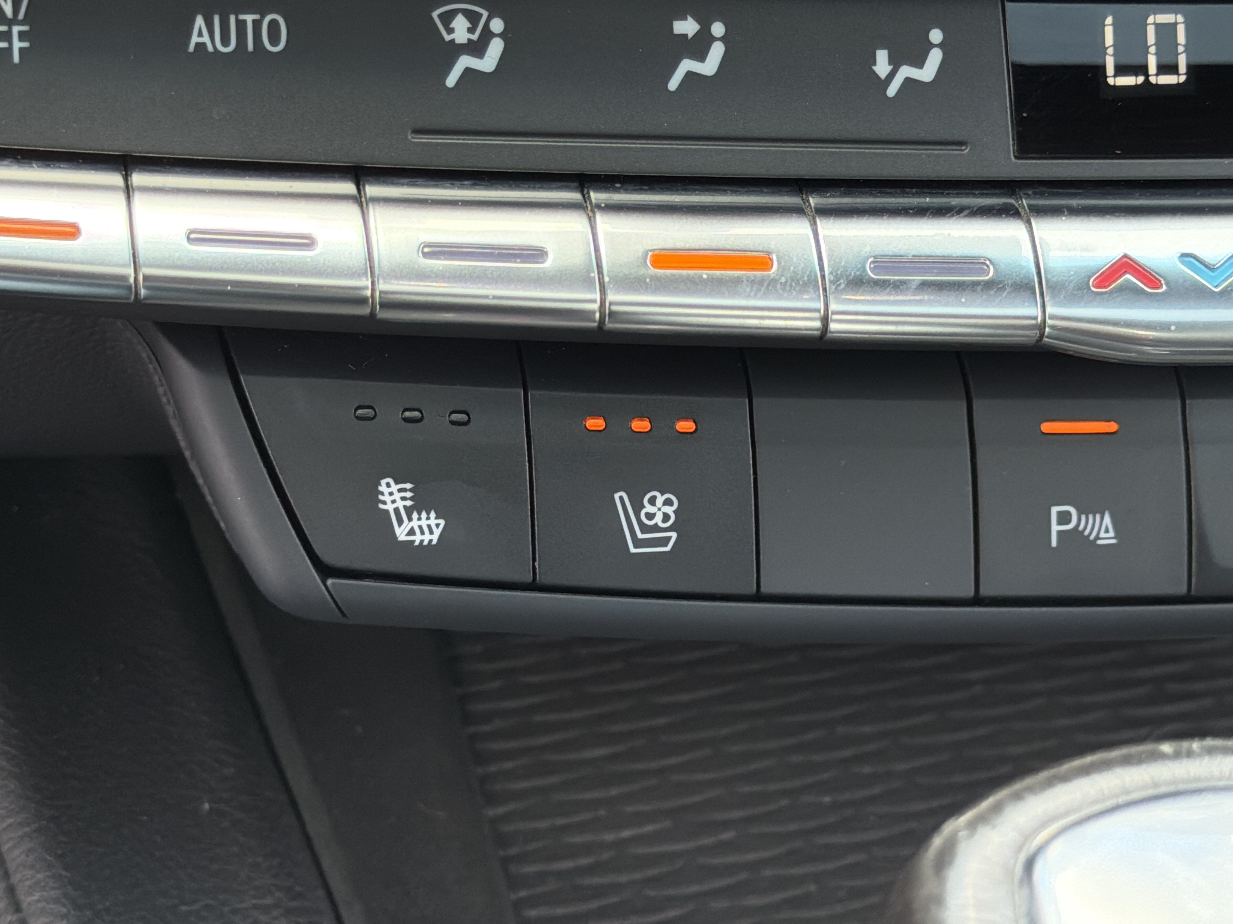 Used 2022 Cadillac CT4 Premium Luxury AWD/4WD image 29
