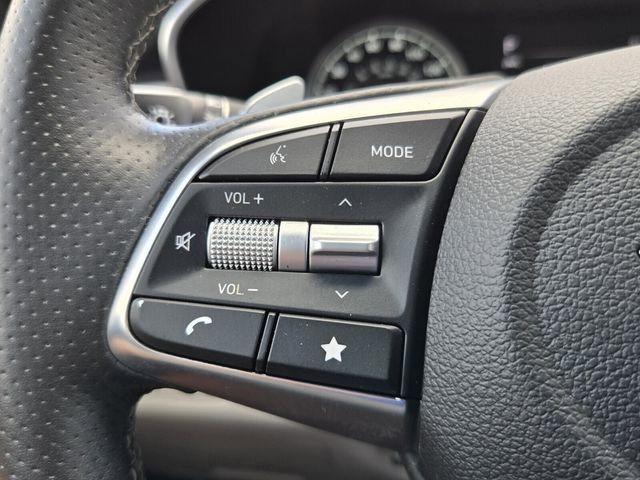 Used 2023 Genesis G70 2.0T RWD image 24
