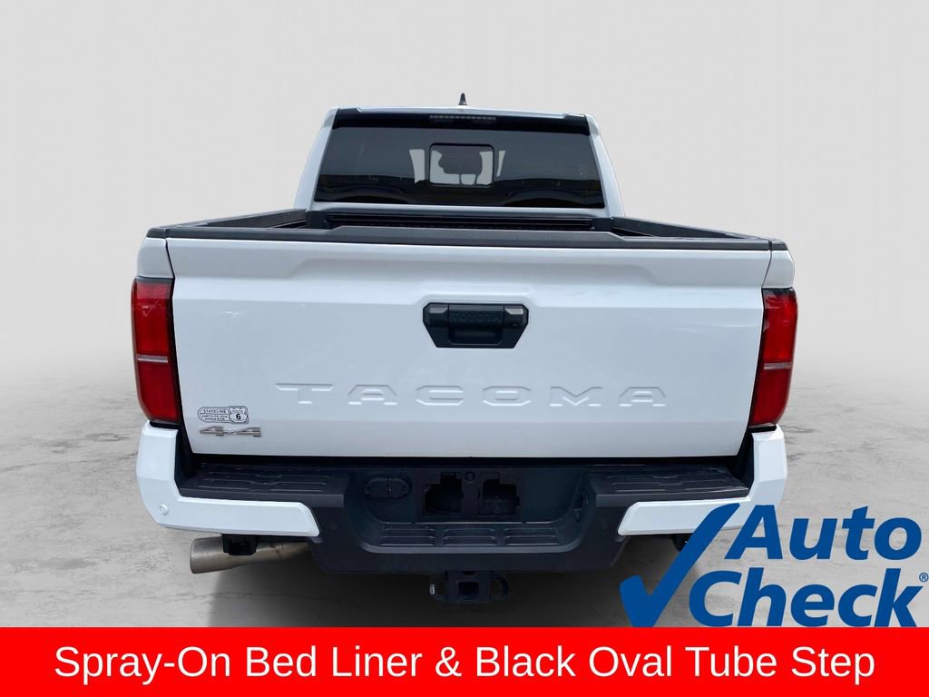 Used 2025 Toyota Tacoma SR5 AWD/4WD image 4