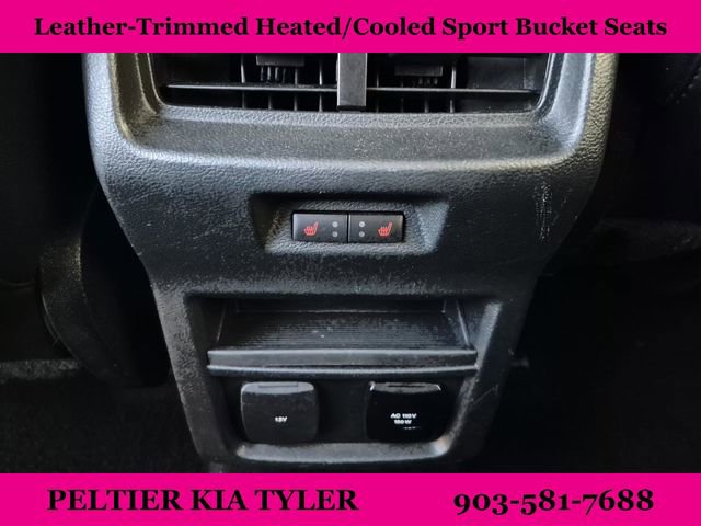 Used 2020 Ford Edge Titanium w/ Equipment Group 301A image 29