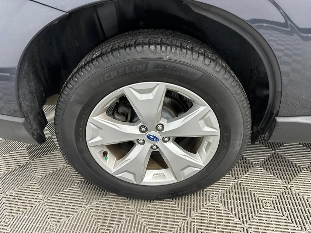 Used 2016 Subaru Forester 2.5i Limited AWD/4WD image 18