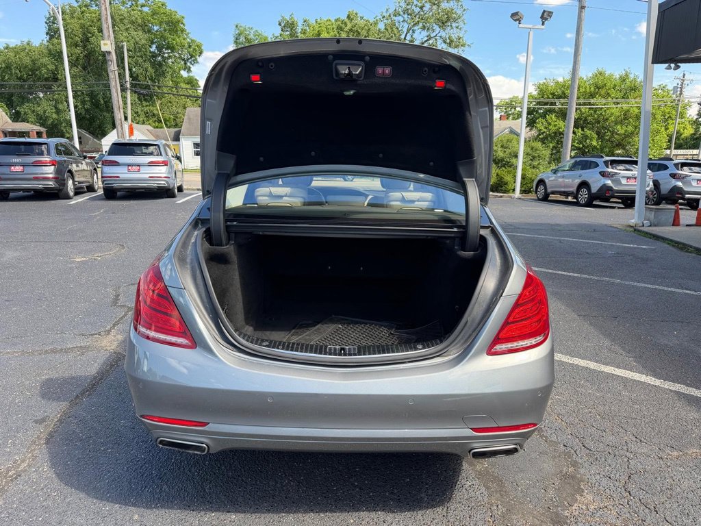 Used 2014 Mercedes-Benz S 550 Sedan image 18