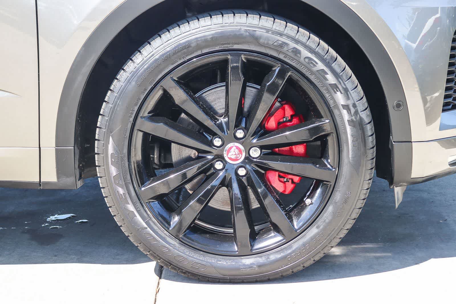 Used 2020 Jaguar E-PACE R-Dynamic HSE AWD/4WD image 9