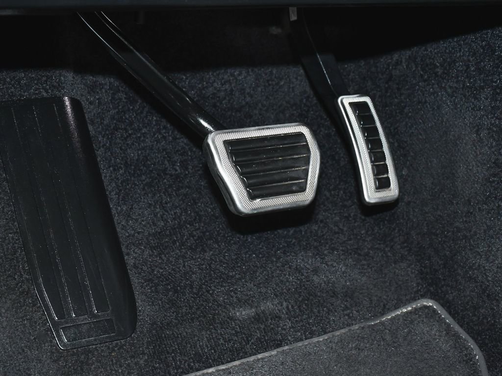 Used 2022 Land Rover Range Rover Westminster Edition image 20