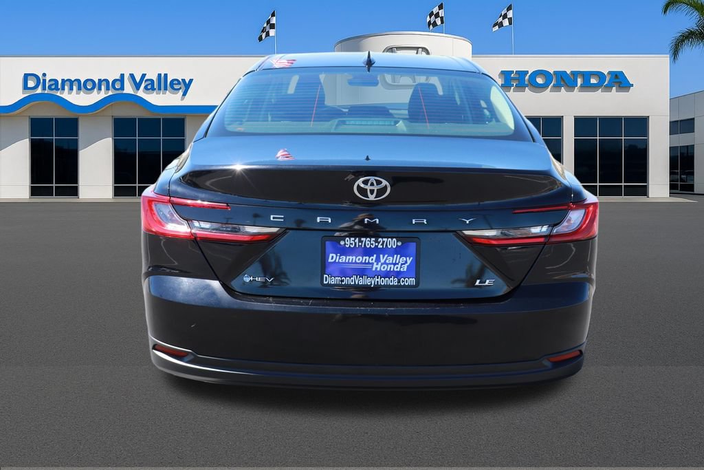 Used 2025 Toyota Camry LE w/ Convenience Package FWD image 5