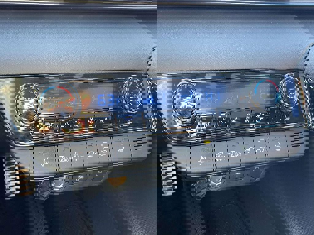 New 2026 Hyundai Elantra SEL Sport Premium image 16