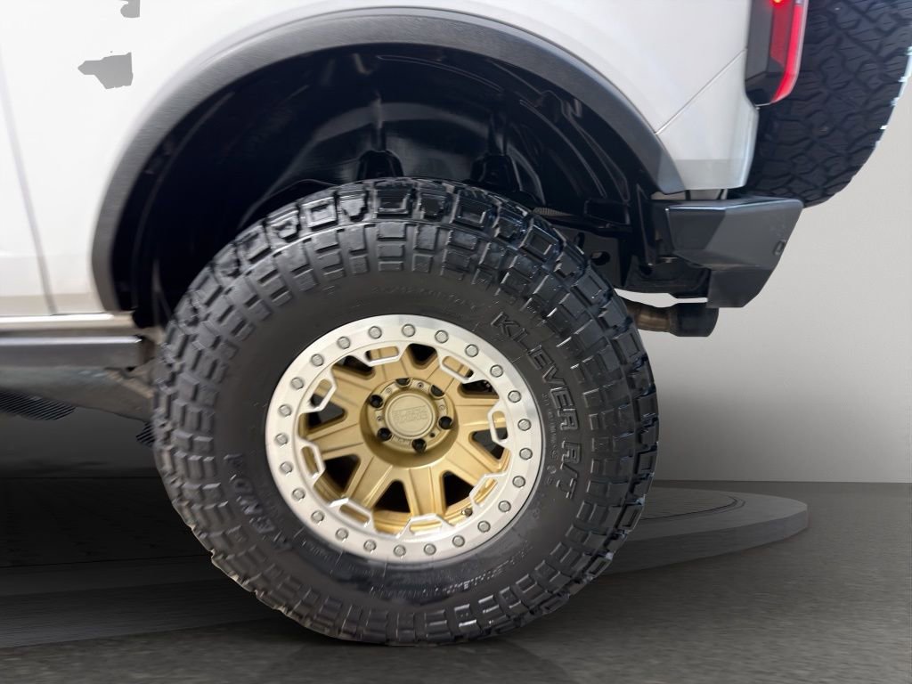 Used 2022 Ford Bronco Badlands image 23